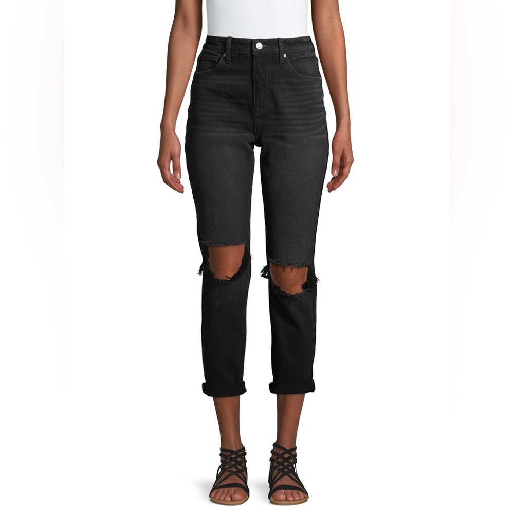 No Boundaries Juniors' Super High Rise Destructed Mom Jeans, Black, New